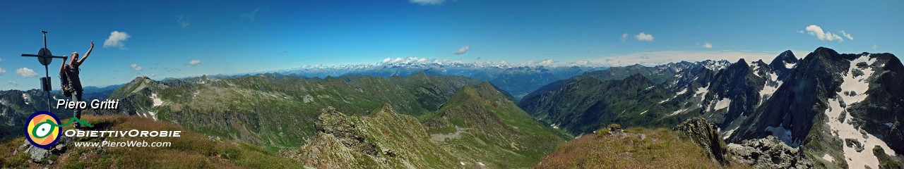 60 Vista verso le Alpi Retiche.jpg